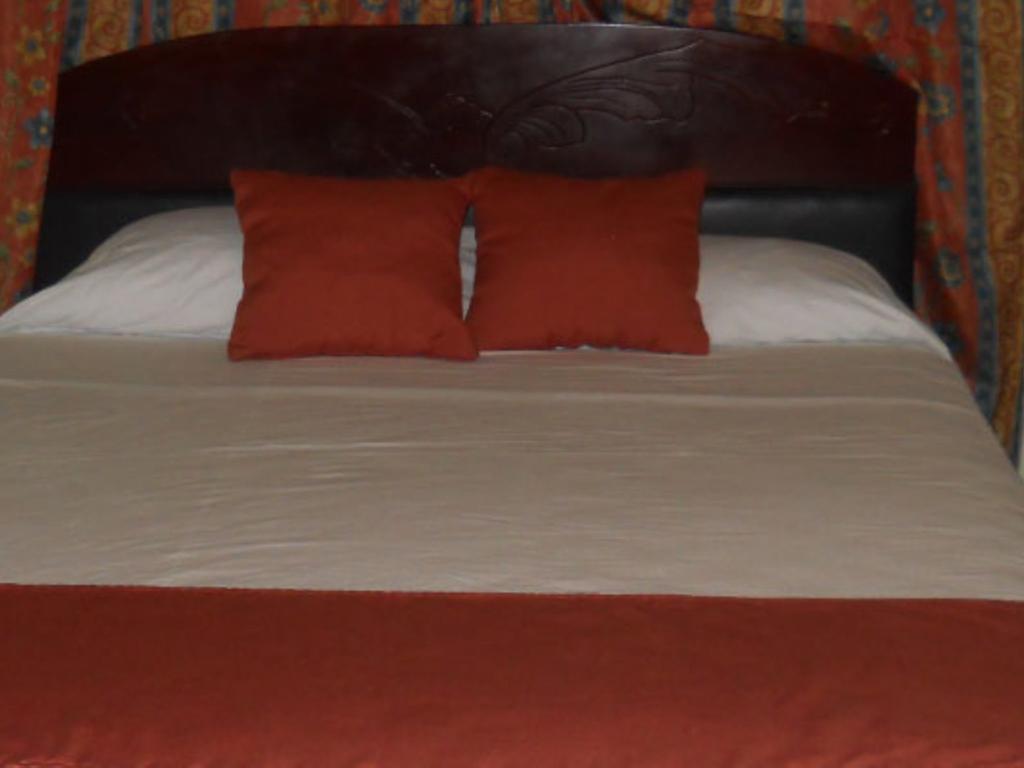 Tropical Court Inn New Kingston Chambre photo