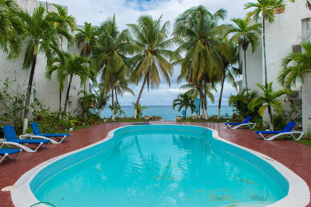 Tropical Court Inn New Kingston Extérieur photo